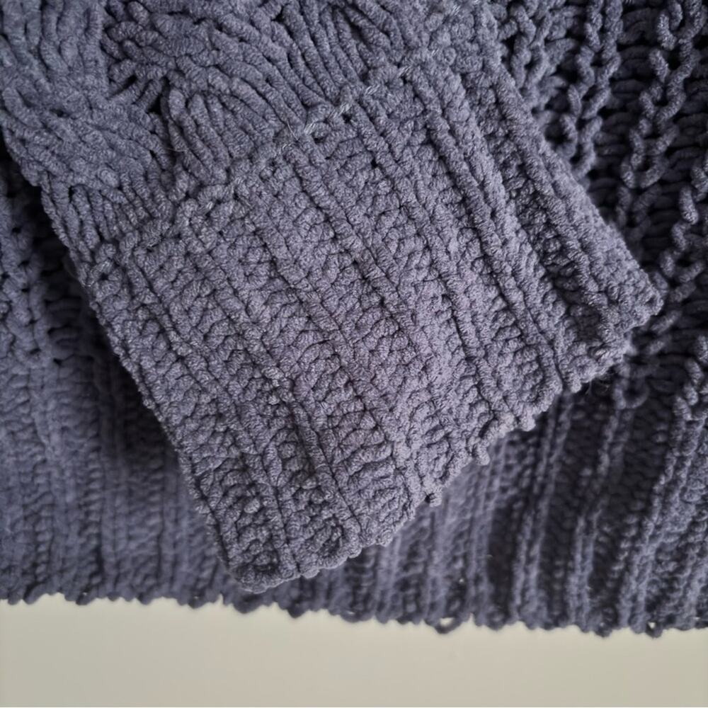 Kendall & Kylie Crew Neck Purple Soft Chunky Cable Knit Cropped Sweater Size S - Picture 6 of 6